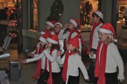 Children's Choir Signs Christmas Songs